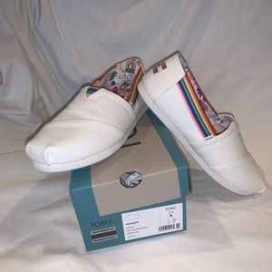 Toms Pride Alpargata Women’s size 8 shoes